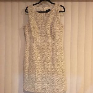 women's white and brown sleeveless dress